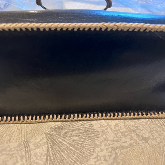 BrahmIn Smoke free no odors - Picture 8 of 8